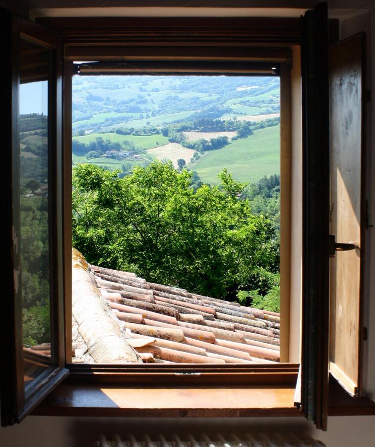 Country House Ca' Vernaccia Vendégház Urbino Kültér fotó