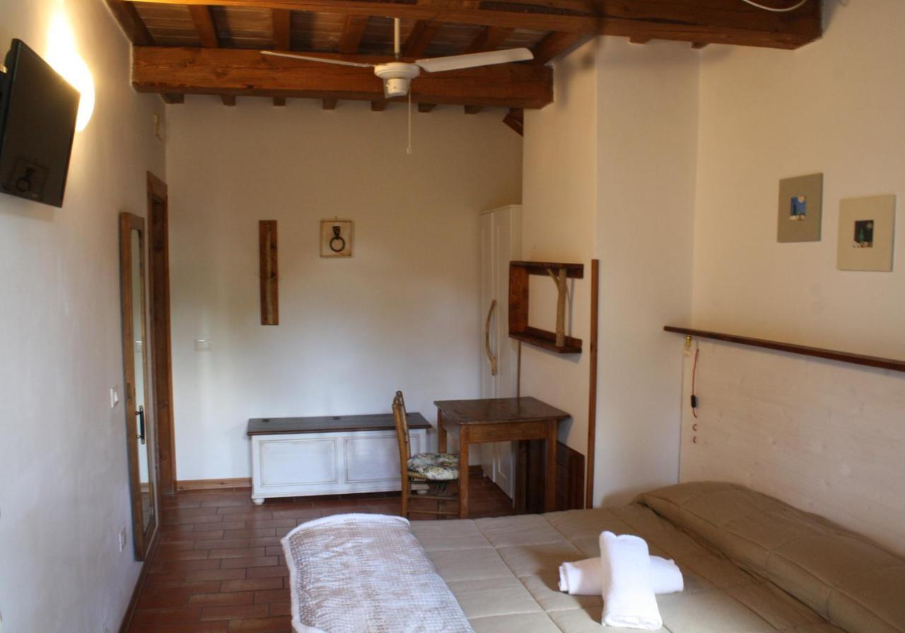 Country House Ca' Vernaccia Vendégház Urbino Kültér fotó